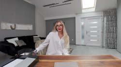 'Privat Secretary starring Annabella Blue' screenshot nº 16