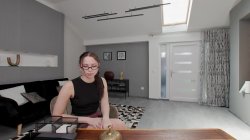 'Privat Secretary starring Alice Ross' screenshot nº 16