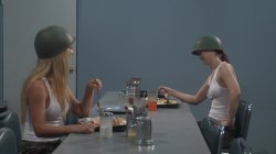 'Cuckoo For Coochie' screenshot nº 5