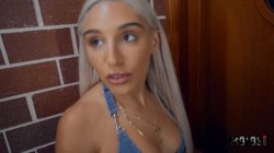 Captura de 'Public Sex Adventures 20' nº 3