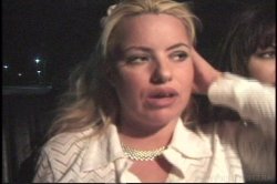 'Lesbian Big Boob Bangaroo #7' screenshot nº 110