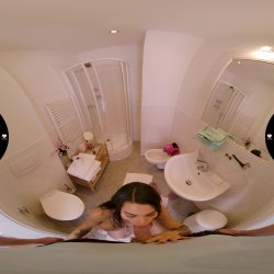 'VR Hostel: Episode 2 - Peeping on Her Boobs and Getting Some Juice' screenshot nº 36