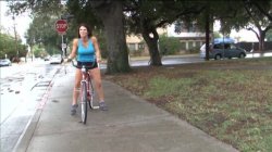 Captura de 'Moms Dangerous Bike Ride' nº 130