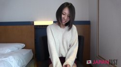 Captura de 'Slim Curvy Japanese Teen Satisfied And Filled With Cumload' nº 7