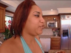 'Black MILFs In The Kitchen' screenshot nº 123
