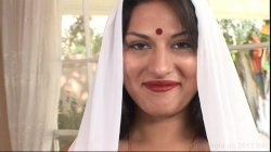 Captura de 'Tight Indian Pussy 2' nº 124