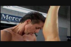 'Who Wants To Bang A MILFionaire' screenshot nº 27