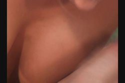 Captura de 'Wet Blonde Pussies' nº 120