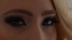 Captura de 'Internally Yours 8' nº 1