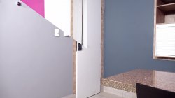 'Isabella Stuffs Her Cock Up a Guy's Tight Ass' screenshot nº 2
