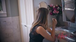 Captura de 'Confessions of a Naughty Cheerleader' nº 10