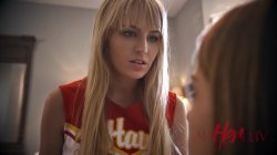 Captura de 'Confessions of a Naughty Cheerleader' nº 25