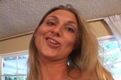 Captura de 'There's Something About MILFS' nº 102