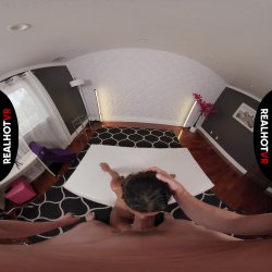 'Shy Latina Cock Shocked' screenshot nº 48