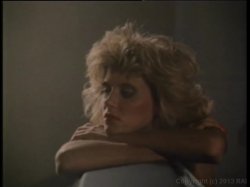 'Ginger Lynn vs. Nina Hartley' screenshot nº 30