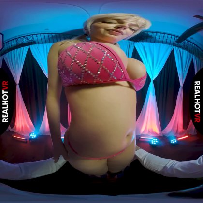 Cum Slurping Stripper