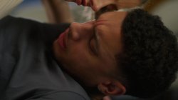 Captura de 'Trophy Wives' nº 2