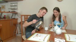 'Hot Teen Dusya Gets Fucked from Behind' screenshot nº 5