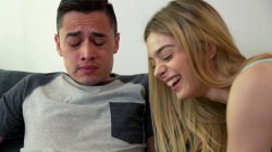 Captura de 'Step Siblings Caught 25' nº 78