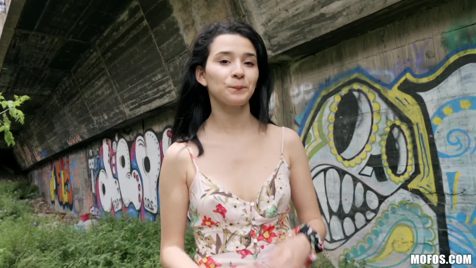 mia navarro in answer #1819746