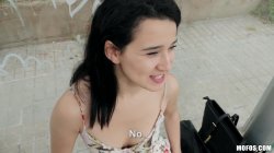 Captura de 'Public Sex Adventures 9' nº 5