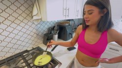 Captura de 'Day with Kylie Rocket, A' nº 20
