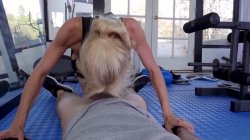 Captura de 'Mommy's Personal Trainer 2' nº 50