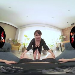 'My Big Breast Friend' screenshot nº 3