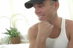 Captura de 'Busty Housewives' nº 12