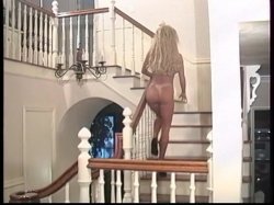 'World Famous Big Busted Babes of Napali Video, The' screenshot nº 40
