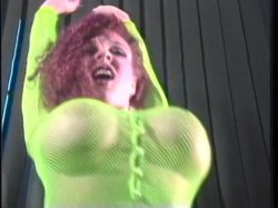'World Famous Big Busted Babes of Napali Video, The' screenshot nº 117