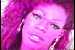 Captura de 'Married With She Males' nº 4