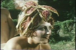 'Through the Looking Glass (Video X Pix)' screenshot nº 86
