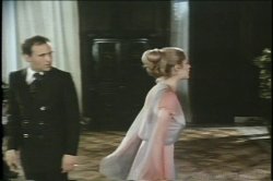 'Through the Looking Glass (Video X Pix)' screenshot nº 137