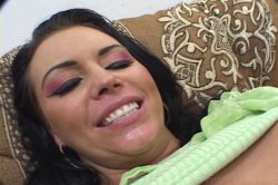 Captura de 'Biggest Fattest Tits On Planet Earth' nº 120