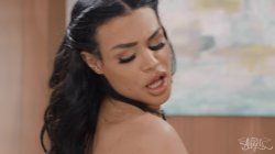 'Sneaky Massage Girls' screenshot nº 20