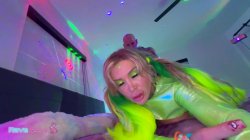 Captura de 'Christina Savoy Lights Up A Wild And Pulsing Afterparty!' nº 123