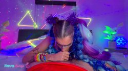 Captura de 'Neon Lights And Bass Drops As Madison Steel Takes Control!' nº 82