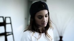 'The Jealous Brother (B Side: Converting My Sister)' screenshot nº 2