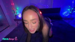 Captura de 'Slender Brunette Christina Sage Hooks The DJ In A Heated Session!' nº 30