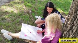 'Pretty Painter Novella Night Creampied in Squirt Filled Anal Threesome' screenshot nº 20