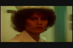 Captura de 'Expose Me, Lovely' nº 6