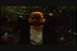 Captura de 'Expose Me, Lovely' nº 29
