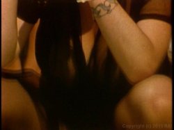 Captura de 'Consenting Adults' nº 5