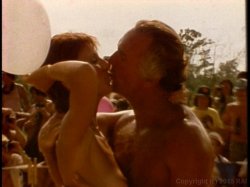 Captura de 'Consenting Adults' nº 12