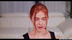 Captura de 'Jia Lissa Twins: A Bad Maid Service' nº 17