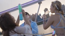 Captura de 'Stacy and Friends Spend the Day on a Boat Playing and Fucking' nº 19