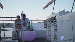 Captura de 'Stacy and Friends Spend the Day on a Boat Playing and Fucking' nº 25