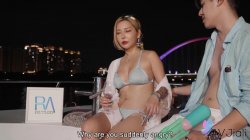 Captura de 'Stacy and Friends Spend the Day on a Boat Playing and Fucking' nº 30