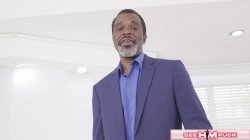 Captura de 'He Likes Sluts and Whores' nº 11